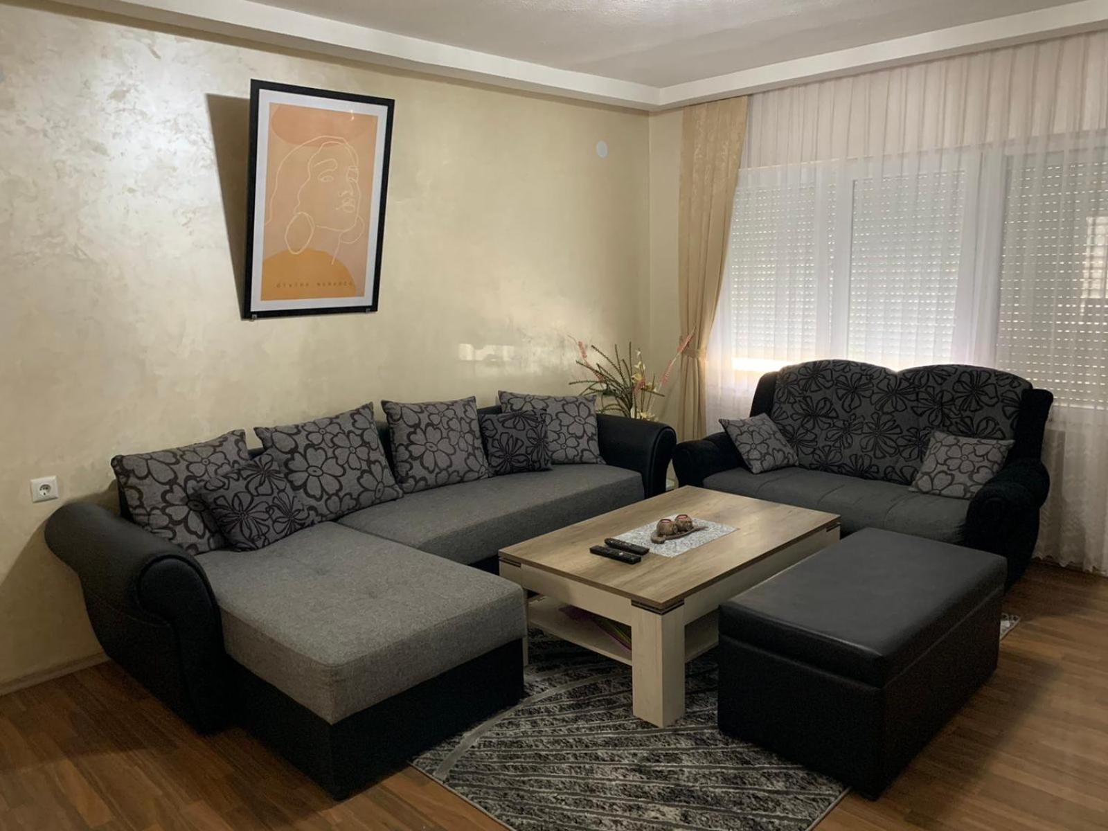 Anja Apartman Bosanski Samac Екстериор снимка